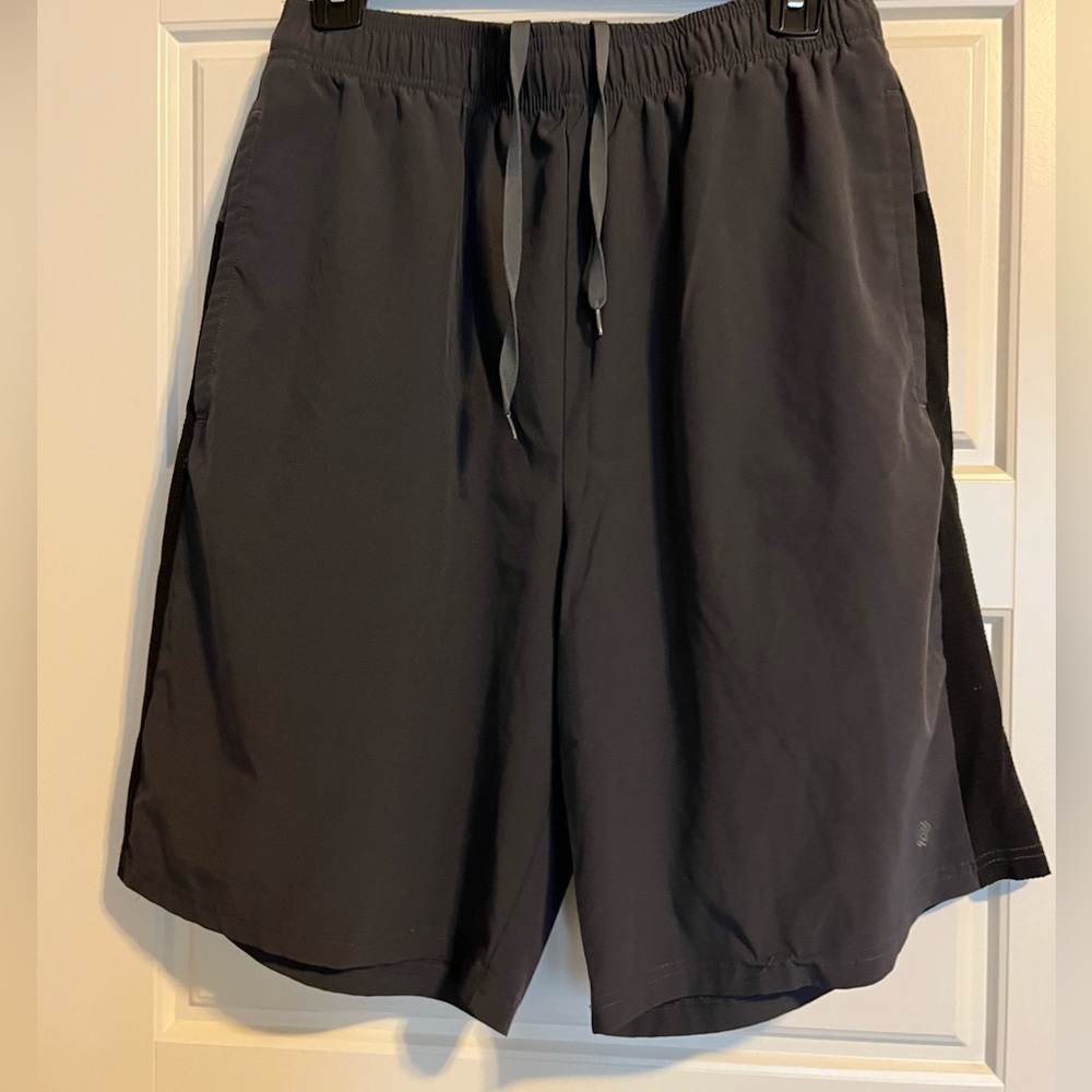 Men’s athletic shorts